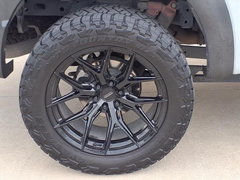 2023 Ford F-150 Raptor photo 11