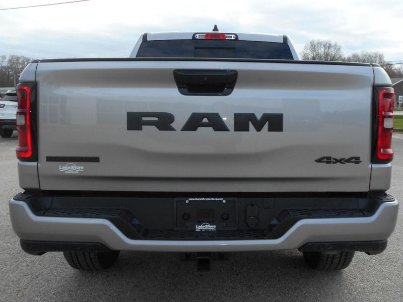 2025 RAM 1500 Big Horn Crew Cab 4x4 5