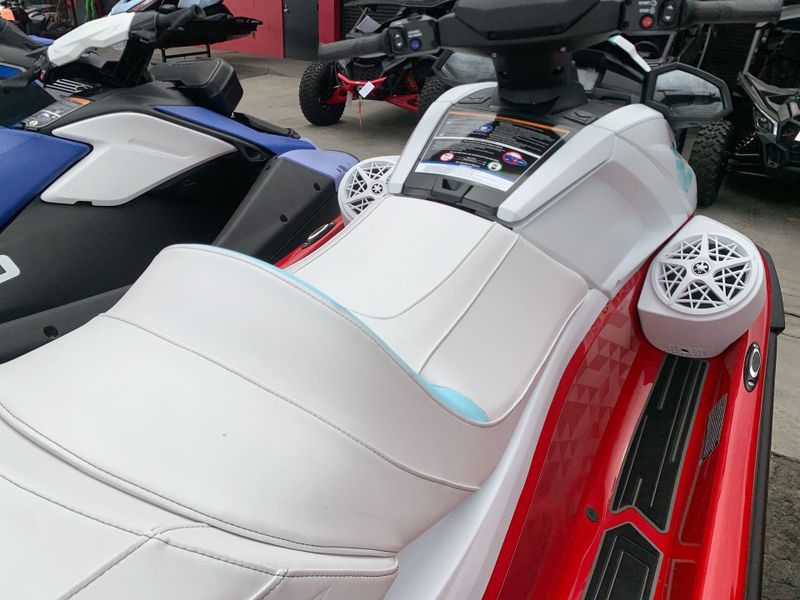 New 2025 Yamaha VX LIMITED Image 7
