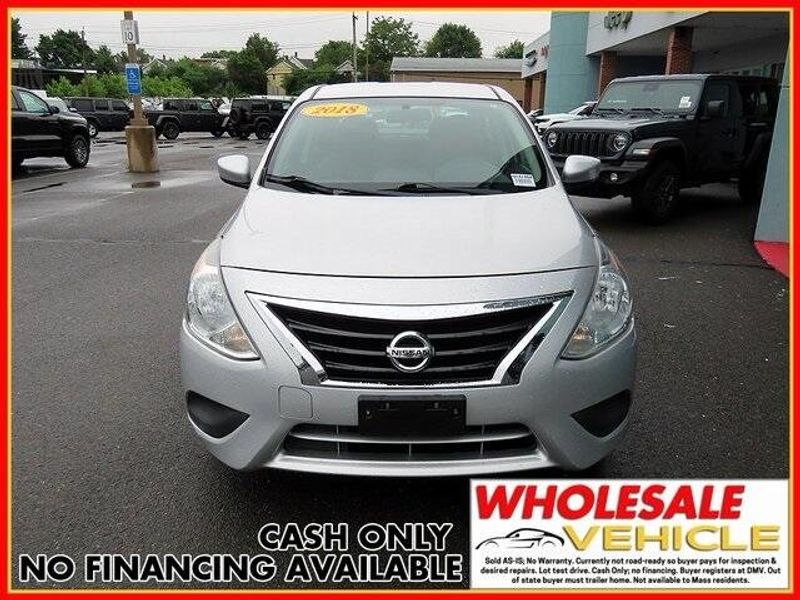 2018 Nissan Versa 1.6 SVImage 3