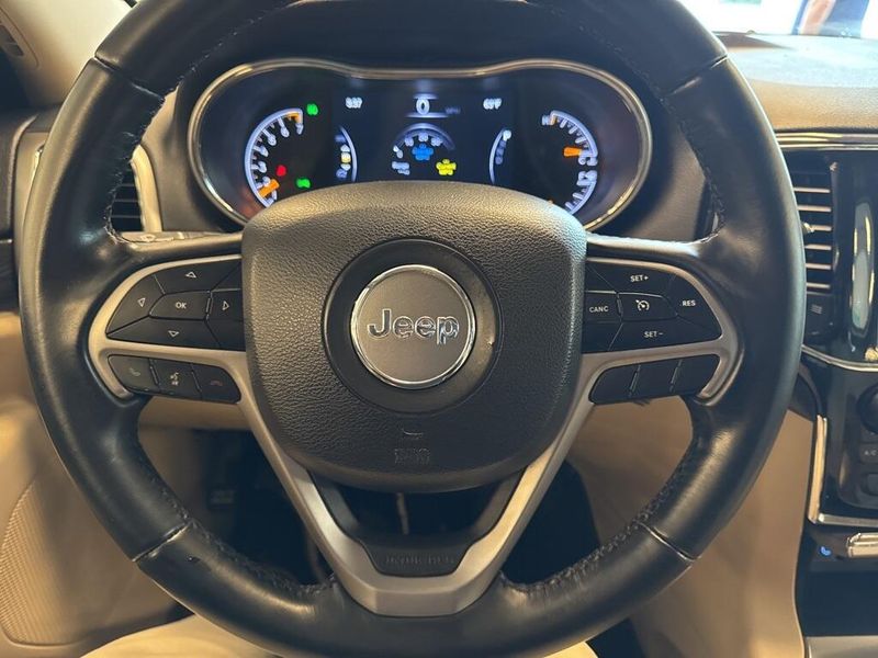 2022 Jeep Grand Cherokee WK Laredo E