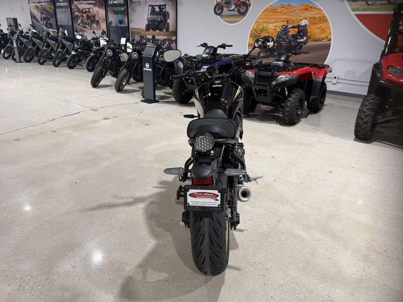 New 2026 Yamaha XSR700 Image 16