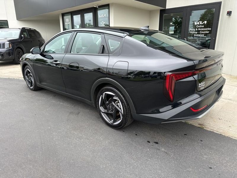 2025 Kia K4 EXImage 7