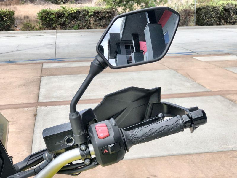 Used 2024 Suzuki V-STROM 800DE CA Image 24