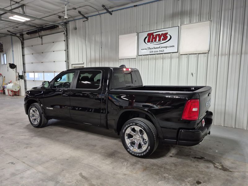 2025 RAM 1500 Big Horn Crew Cab 4x4 5