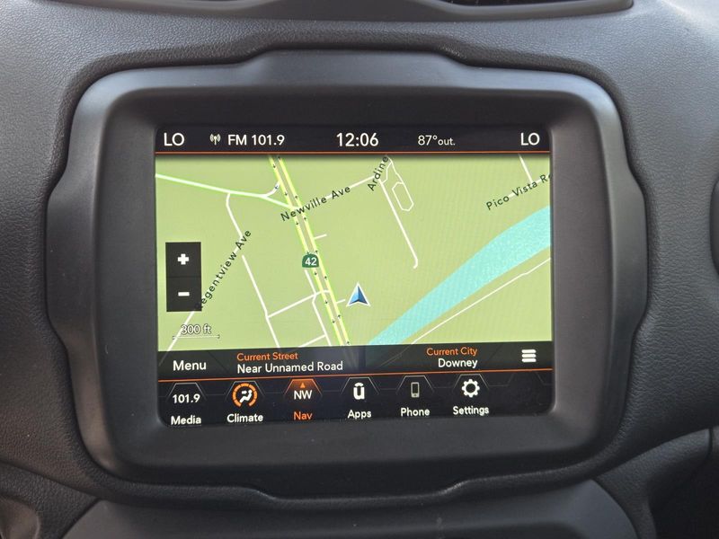 Used 2022 Jeep Renegade Latitude 4x4