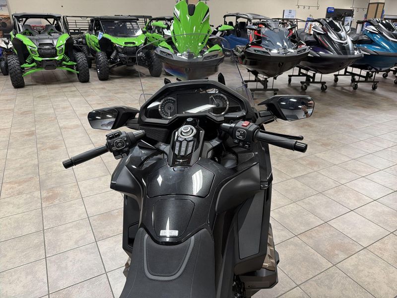 New 2026 Honda GOLDWING TOUR DCT Image 25