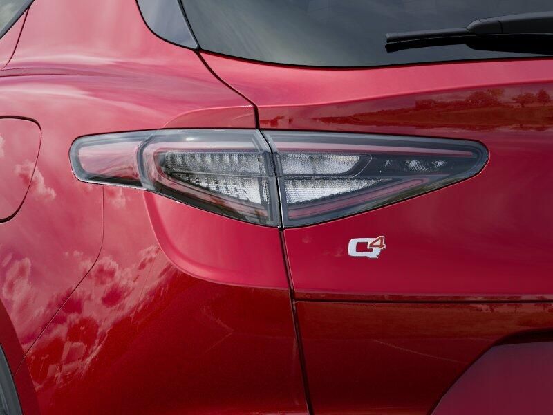 New 2026 Alfa Romeo Stelvio AwdImage 5