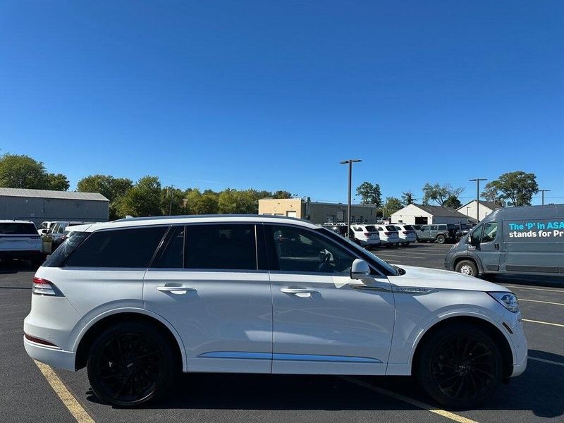 2021 Lincoln Aviator Reserve photo 13