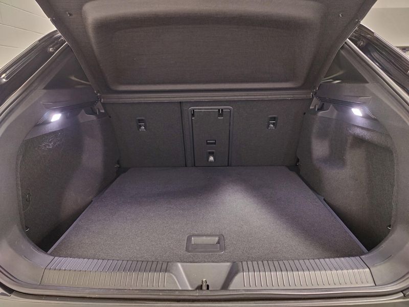 Used 2023 Volkswagen ID.4 Pro S 82kW Long Range w/Glass RoofImage 10