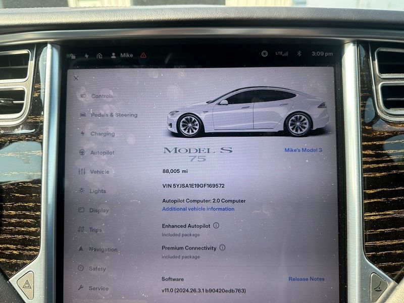 2016 Tesla Model S 75Image 2