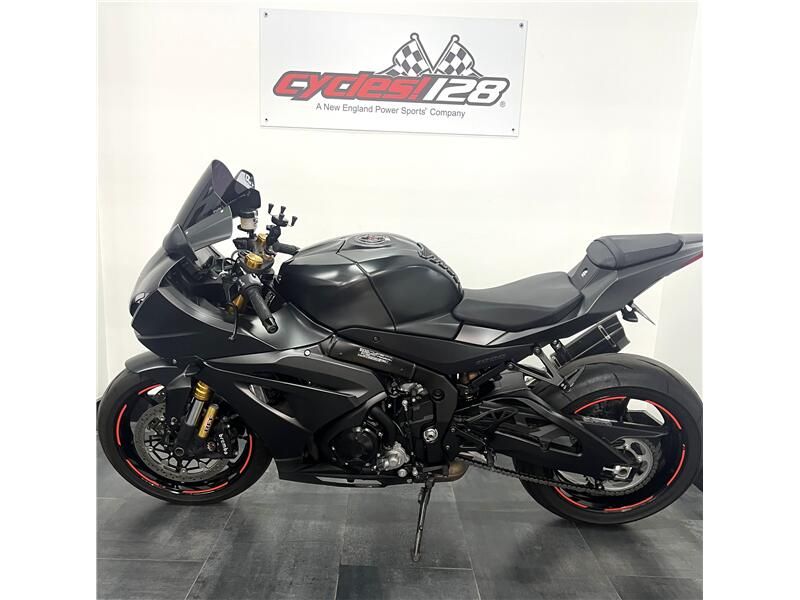 Used 2022 Suzuki GSXR1000R Image 3