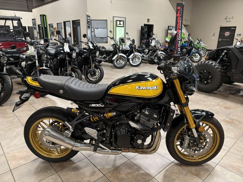 Used 2022 Kawasaki Z900RS SE Image 10