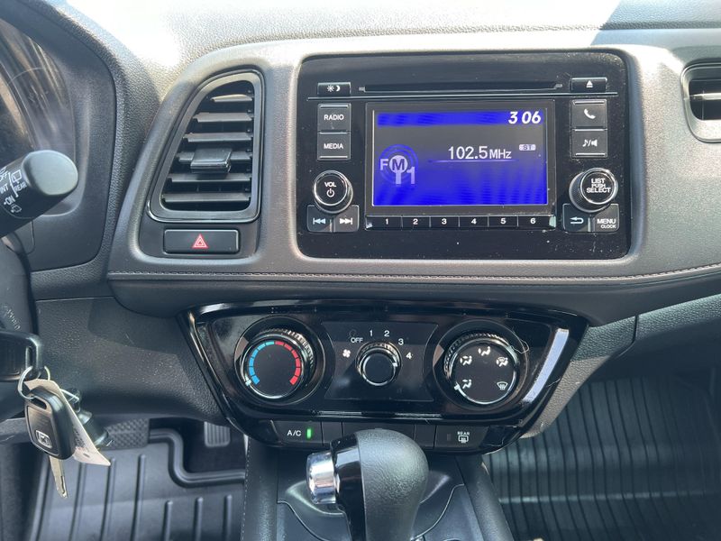 Used 2020 Honda HR-V LXImage 15