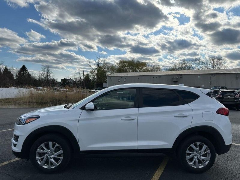 2020 Hyundai Tucson SEImage 16