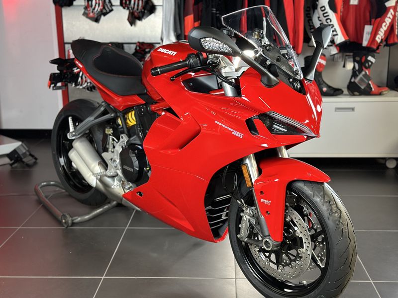 2024 Ducati SupersportImage 1