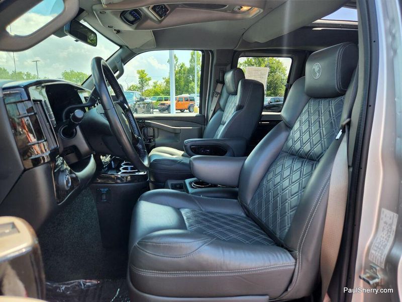 Used 2020 Chevrolet Express Cargo Image 18