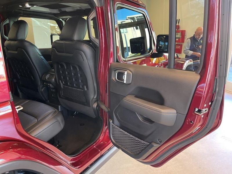 2021 Jeep Wrangler Unlimited Rubicon 392Image 29