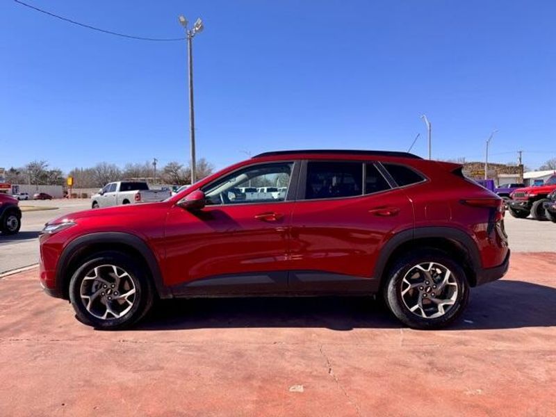 Used 2024 Chevrolet Trax LTImage 8