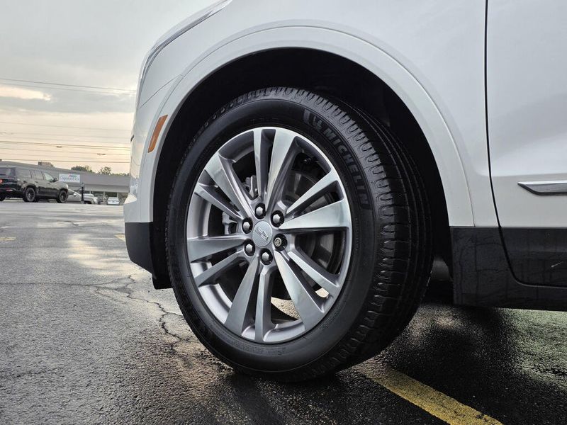 Used 2023 Cadillac XT5 AWD Premium Luxury