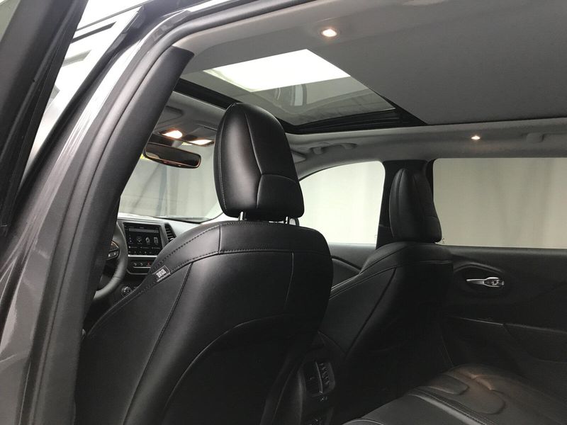 2023 Jeep Cherokee TrailhawkImage 17