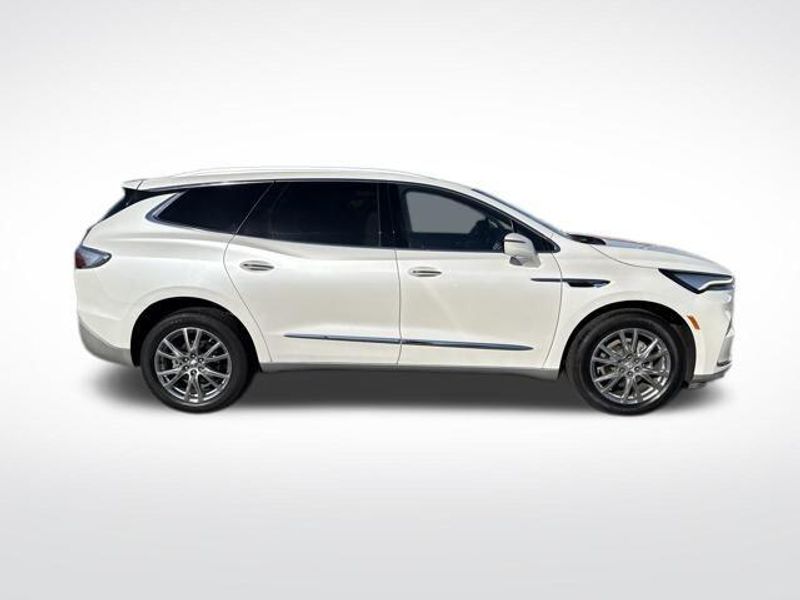 2023 Buick Enclave Premium Group