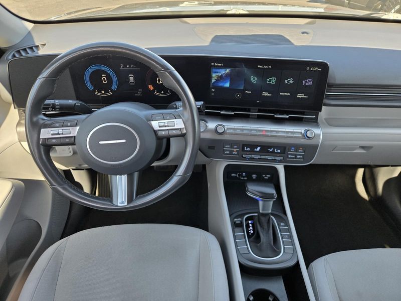 Used 2024 Hyundai Kona SEL FWD