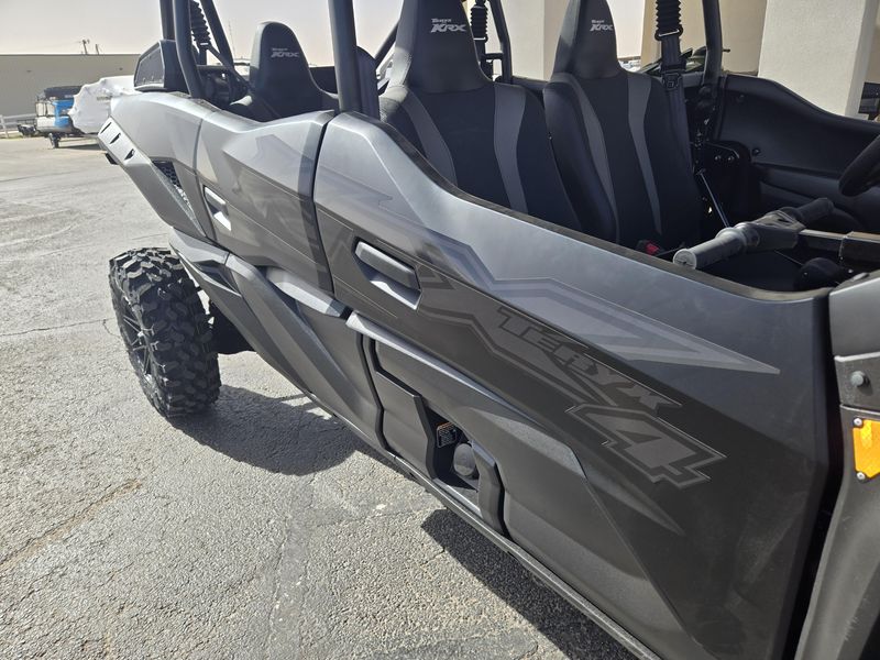 NEW 2026 KAWASAKI TERYX KRX4 1000 BLACKOUT EDITION Image 13