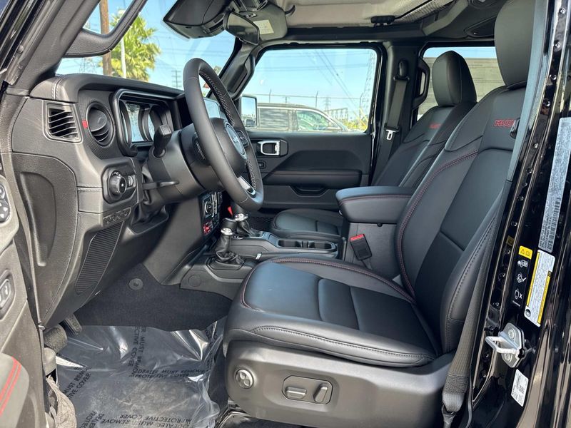 New 2026 Jeep Wrangler 4-door Rubicon