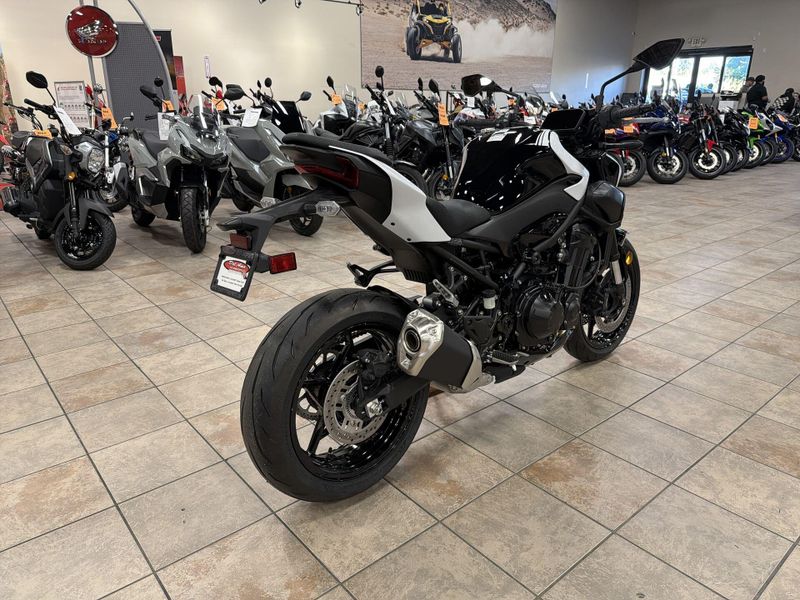 New 2026 Kawasaki Z900 ABS Image 17
