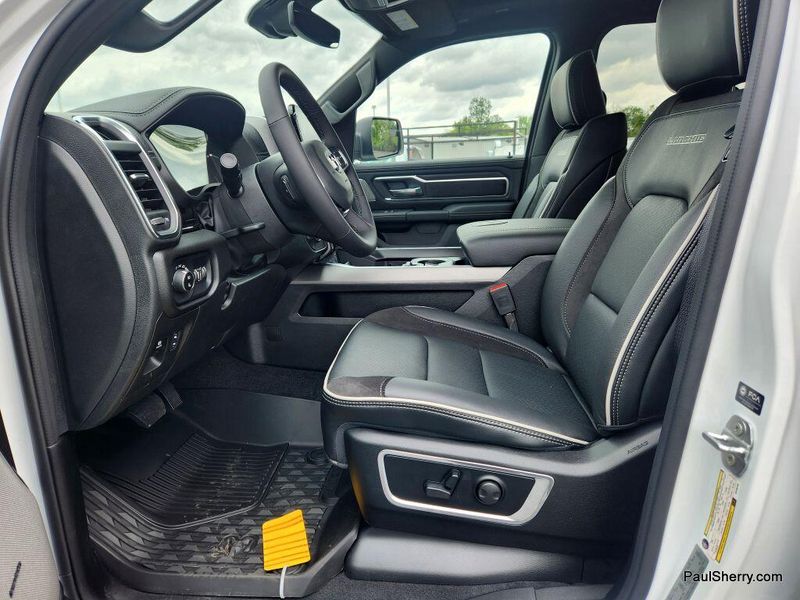 2025 RAM 1500 Laramie Crew Cab 4x4 5