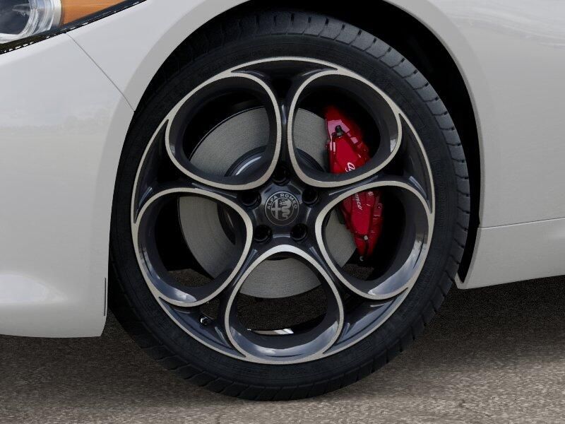 New 2025 Alfa Romeo Giulia AwdImage 35