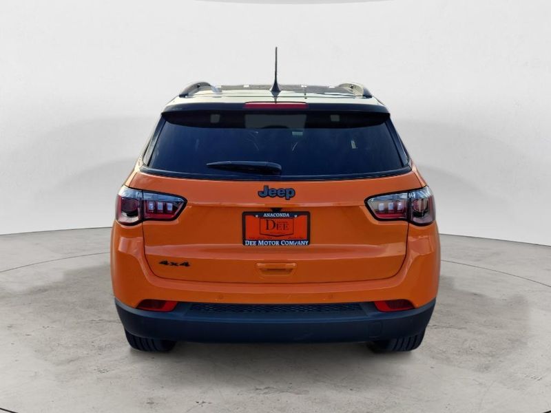 2026 Jeep Compass Limited photo 3