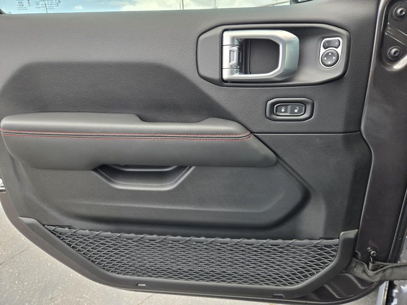 New 2026 Jeep Wrangler 4-door Rubicon X