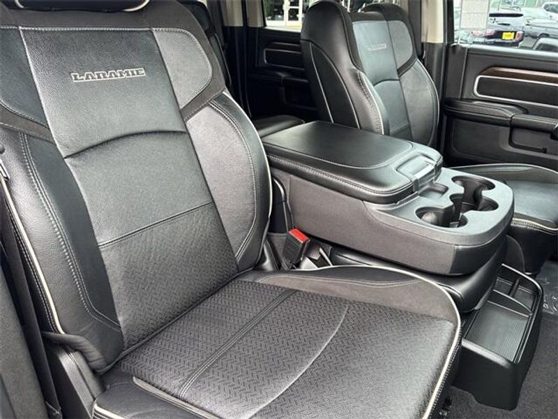 2024 Ram 2500 Laramie photo 11