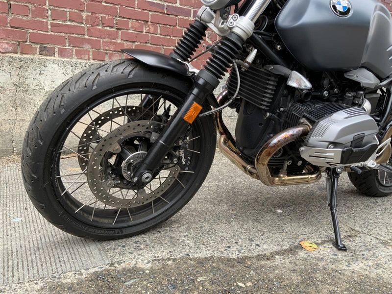 2019 BMW RNINET