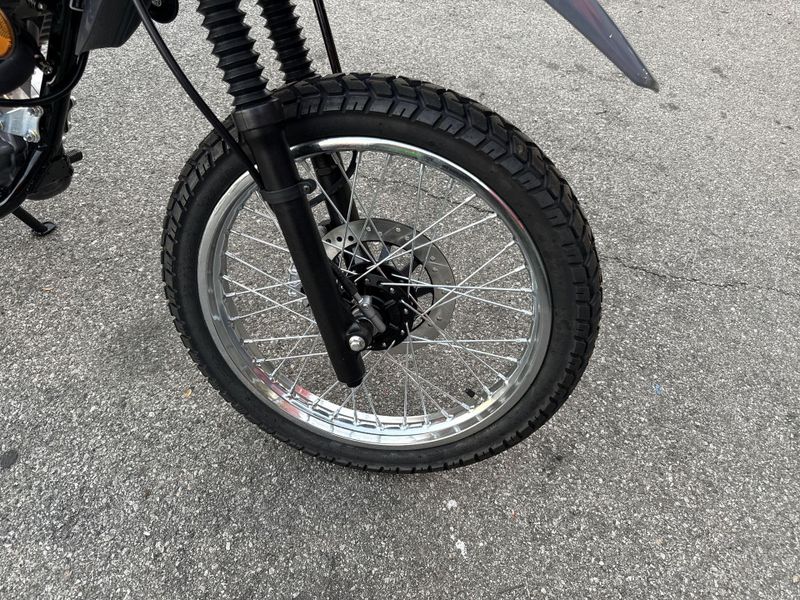 New 2025 Honda XR150L Image 17