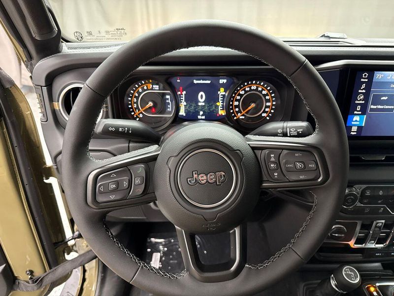 New 2025 Jeep Gladiator High Tide 4x4Image 10