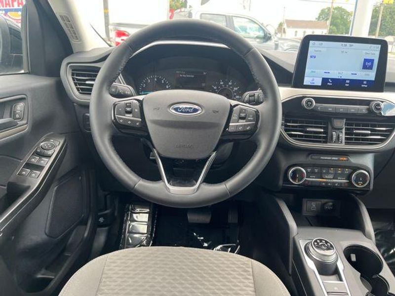 2022 Ford Escape SE photo 19