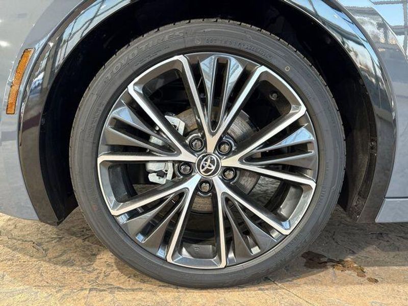 New 2026 Toyota Prius XLEImage 10