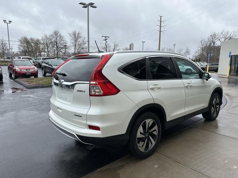 2015 Honda CR-V TouringImage 6