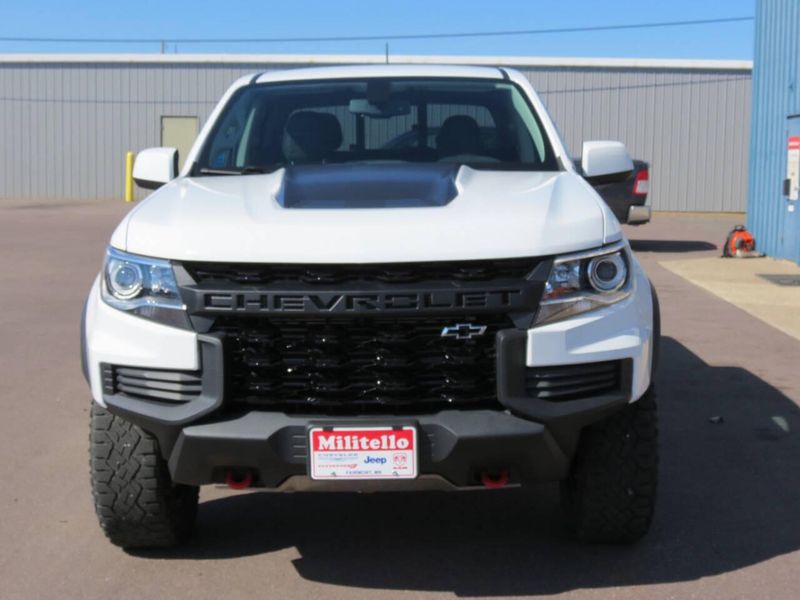 2022 Chevrolet Colorado ZR2 4x4 4dr Crew Cab 5 ft. SBImage 4