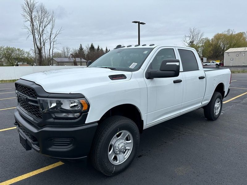 2024 RAM 2500 Tradesman Crew Cab 4x4 6