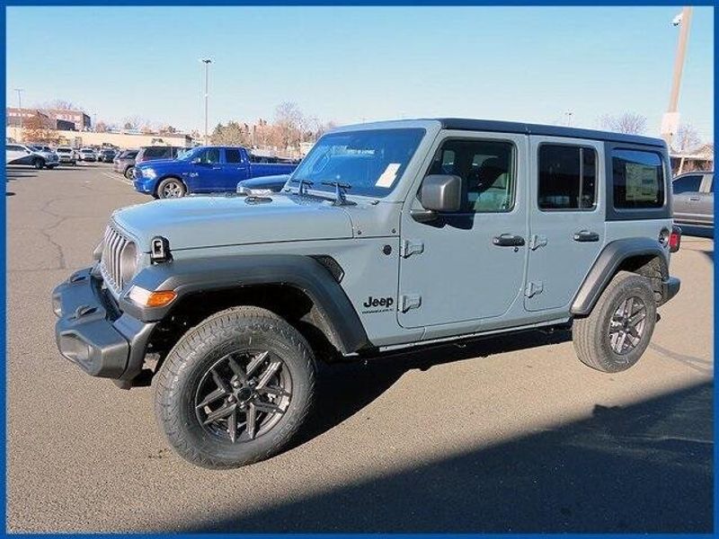 2025 Jeep Wrangler Sport SImage 1