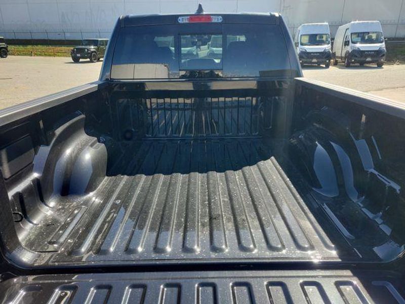 New 2026 RAM 1500 Big Horn Crew Cab 4x4 5'7' Box