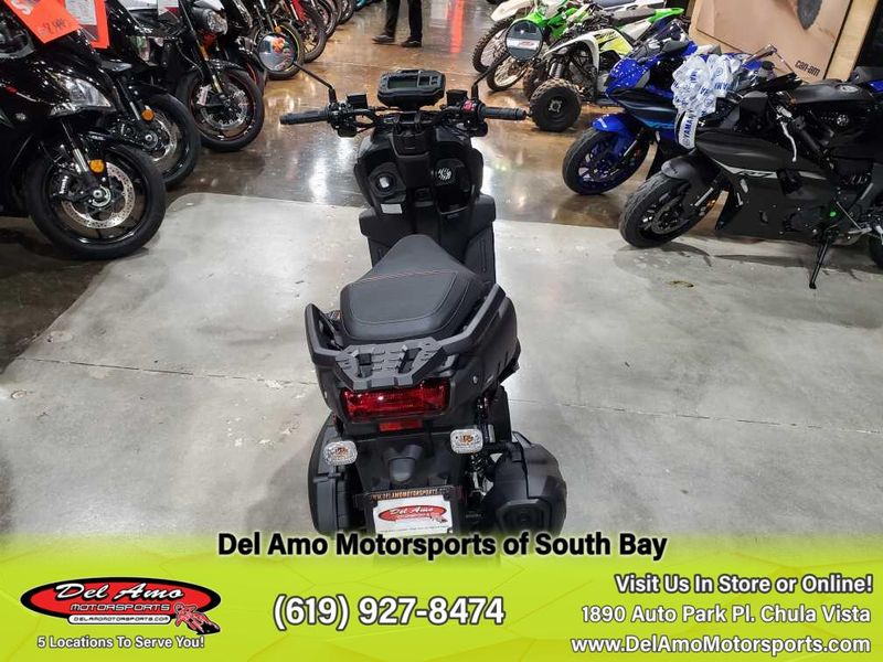 2023 Yamaha ZUMA 125 Image 6