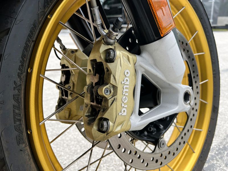2022 BMW R 1250 GS Adventure