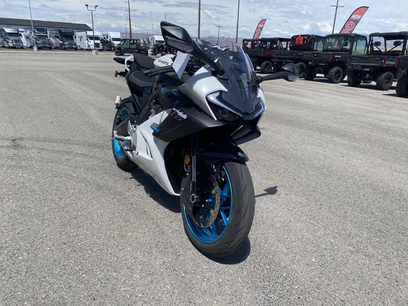 New 2026 CFMOTO 675SS 