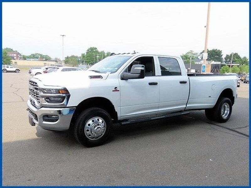 New 2025 RAM 3500 TradesmanImage 1