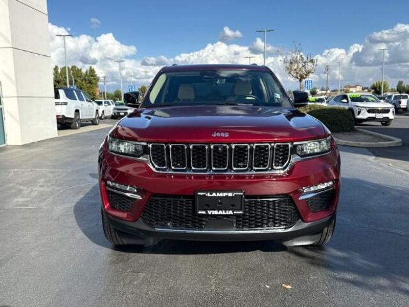 2022 Jeep Grand Cherokee Limited photo 4